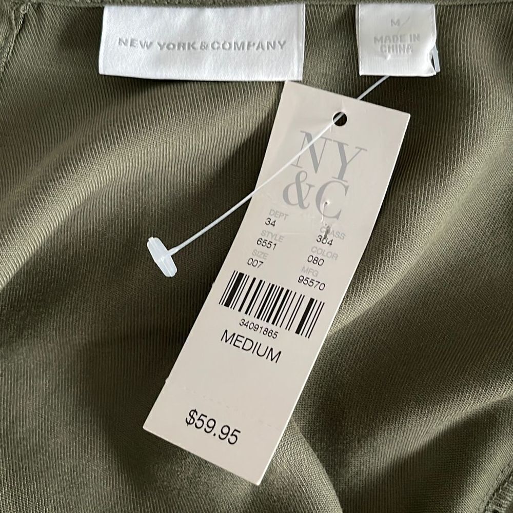 New York and Company Babydoll Dress. Size Medium. Army Green - Picture 7 of 11
